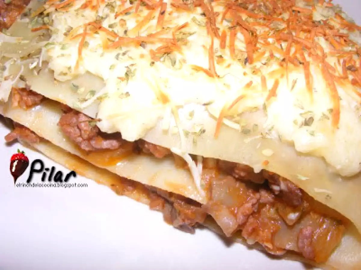 Lasaña de carne con champi y atun De Cristina