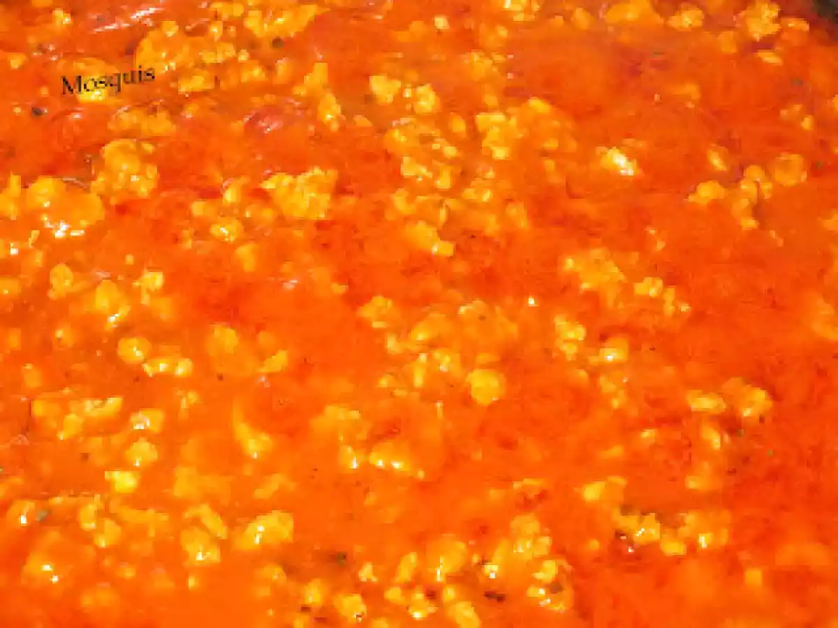 Lasaña de espinacas, carne, piñones y pasas - foto 3