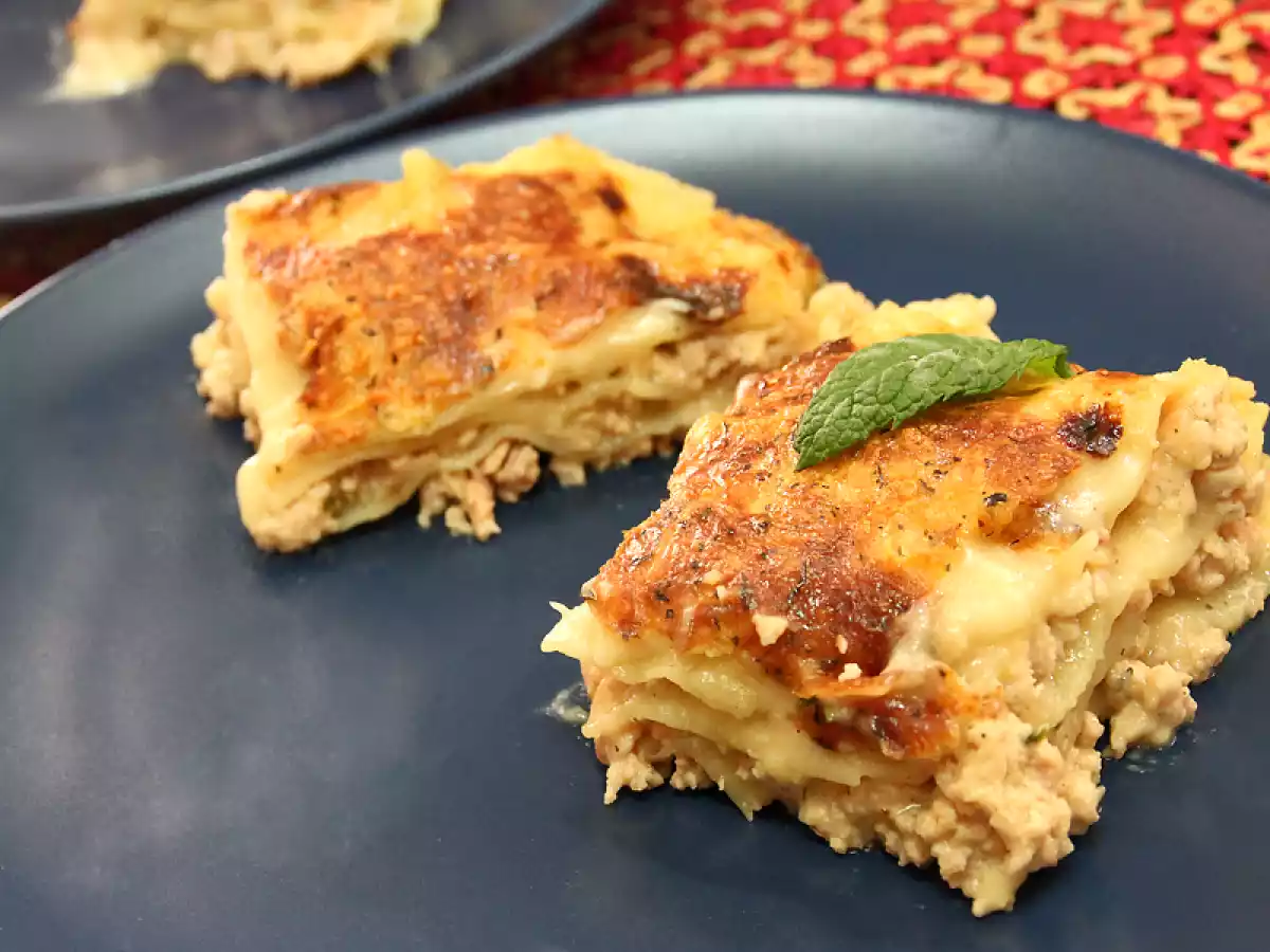 Lasaña de pollo y menta con bechamel de naranja