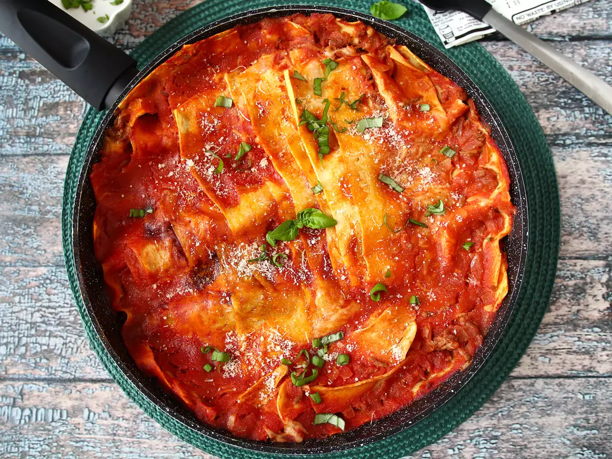 Lasaña en sartén de carne y tomate: lista en 35 minutos - foto 5