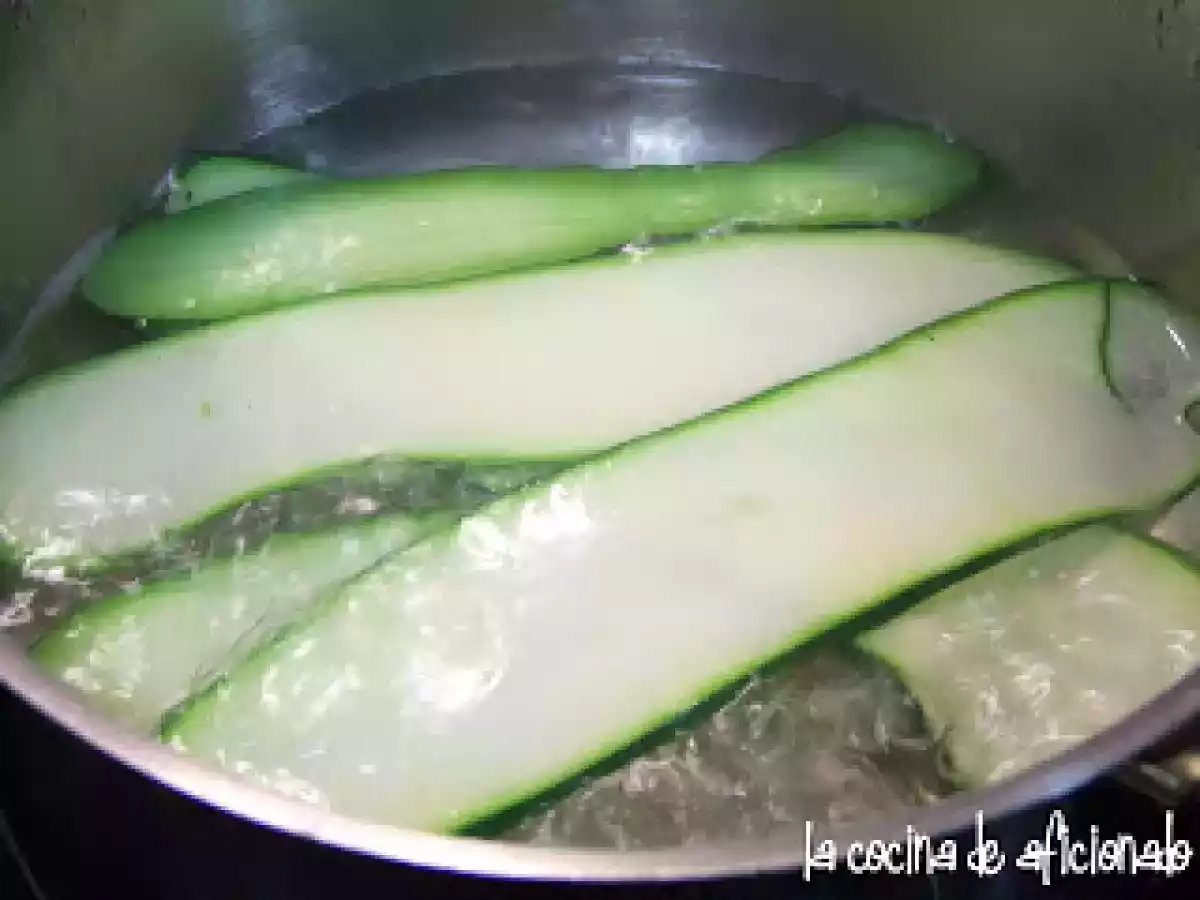 Lasaña mixta de carne y verduras - foto 3