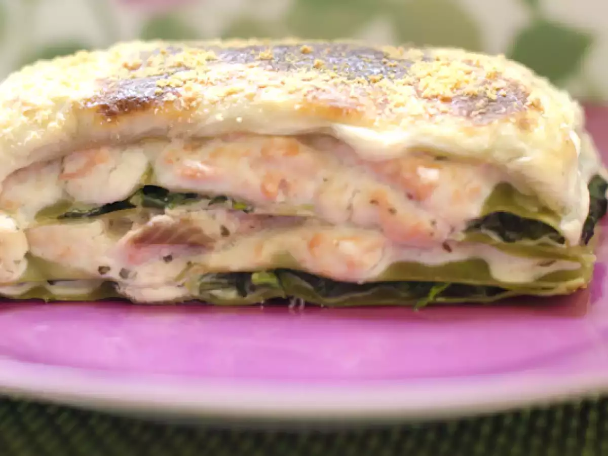 Lasaña verde de salmón y espinacas