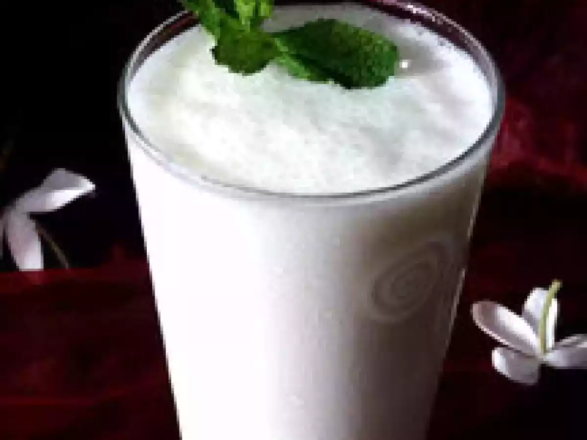 Lassi de plátano, rico y refrescante