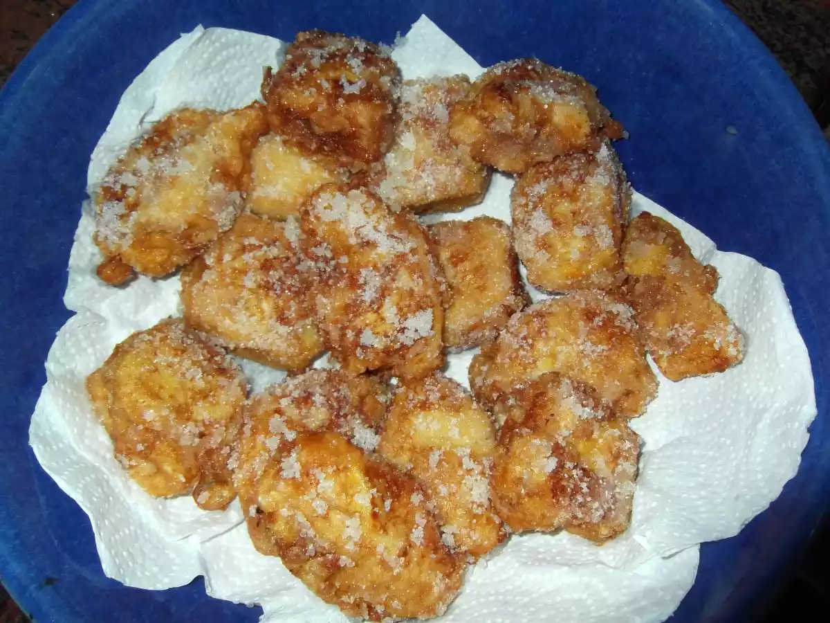 Leche frita de turron