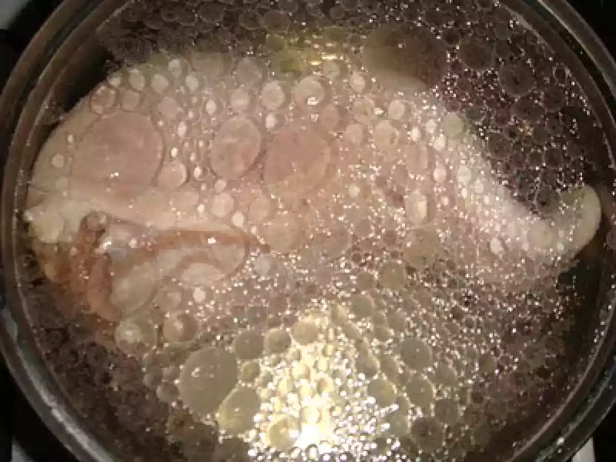 Lengua de vaca hervida