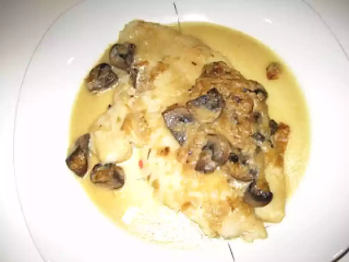 Lenguado al horno con champiñones