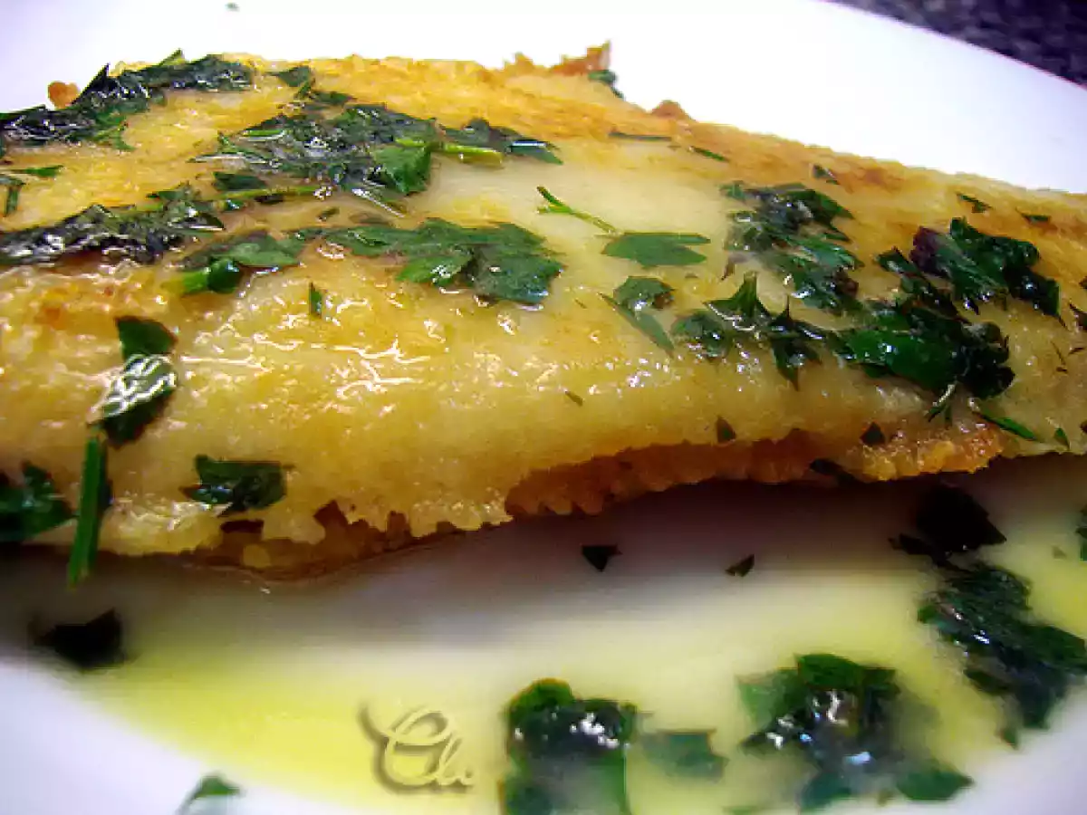 Lenguado merière, con salsa de limón