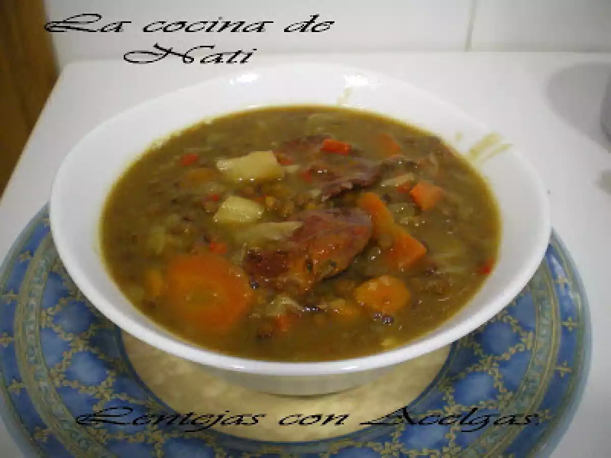 LENTEJAS CON ACELGAS Y CHORIZO.