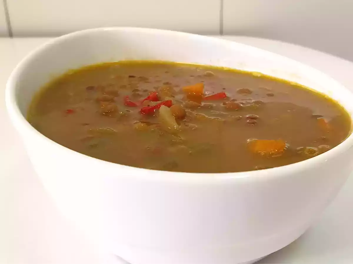 Lentejas con verduras y curry