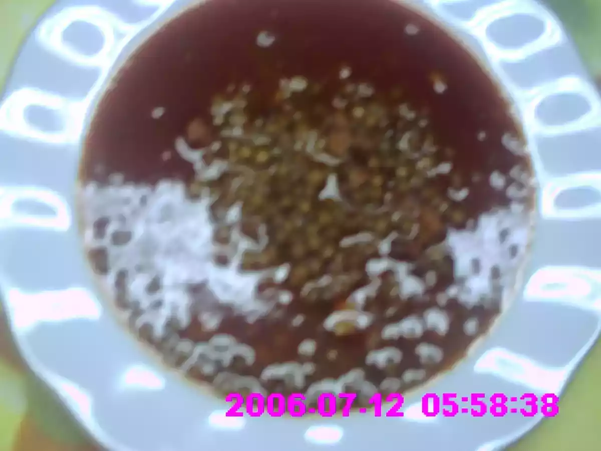 Lentejas estofadas con taquitos de jamon y sofrito de ajo y pime