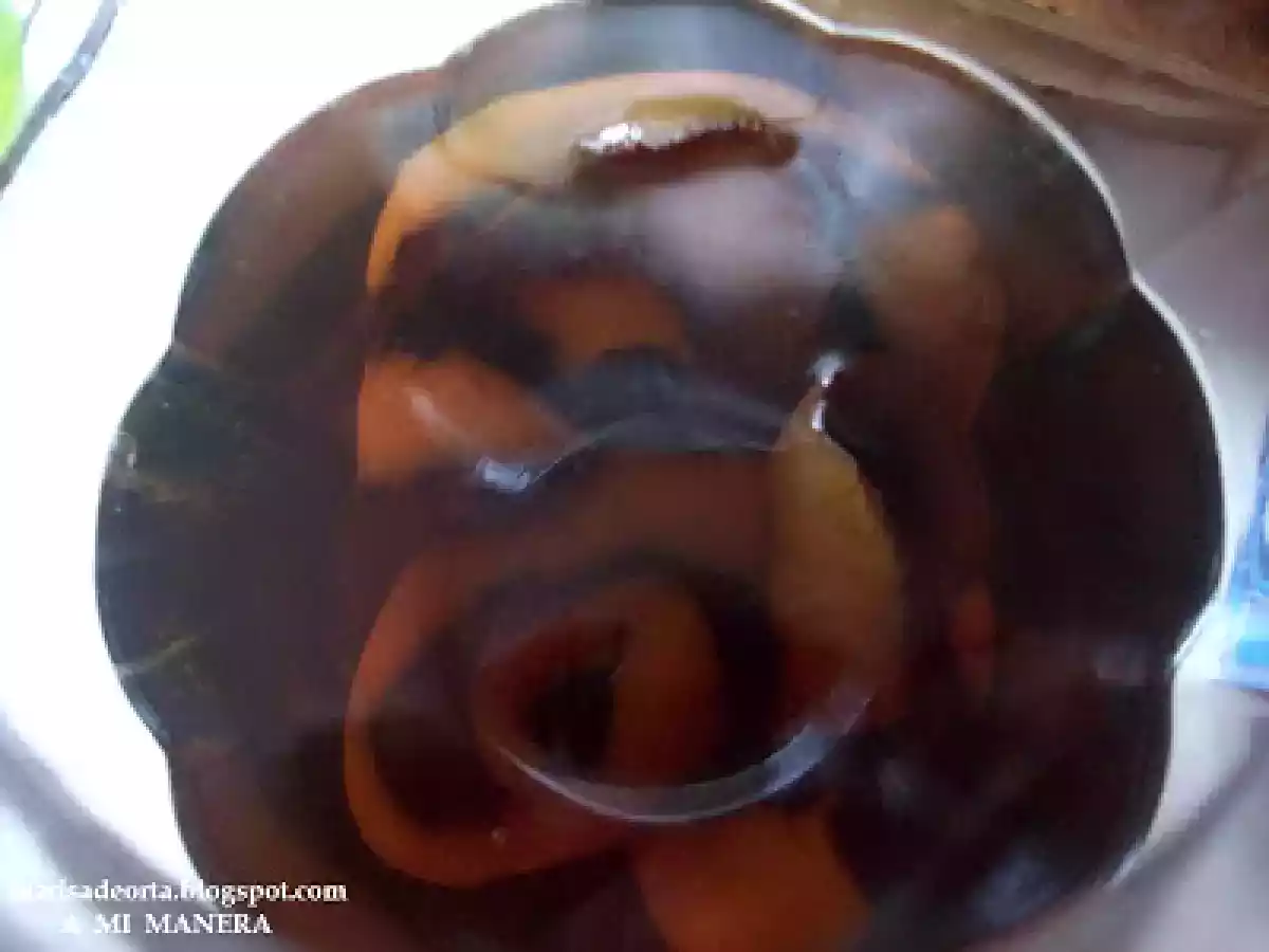 LICOR DE VINO A LA NARANJA - foto 2