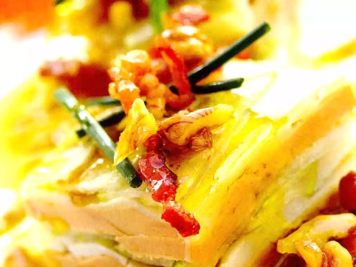 Lingote de foie y pera caramelizado