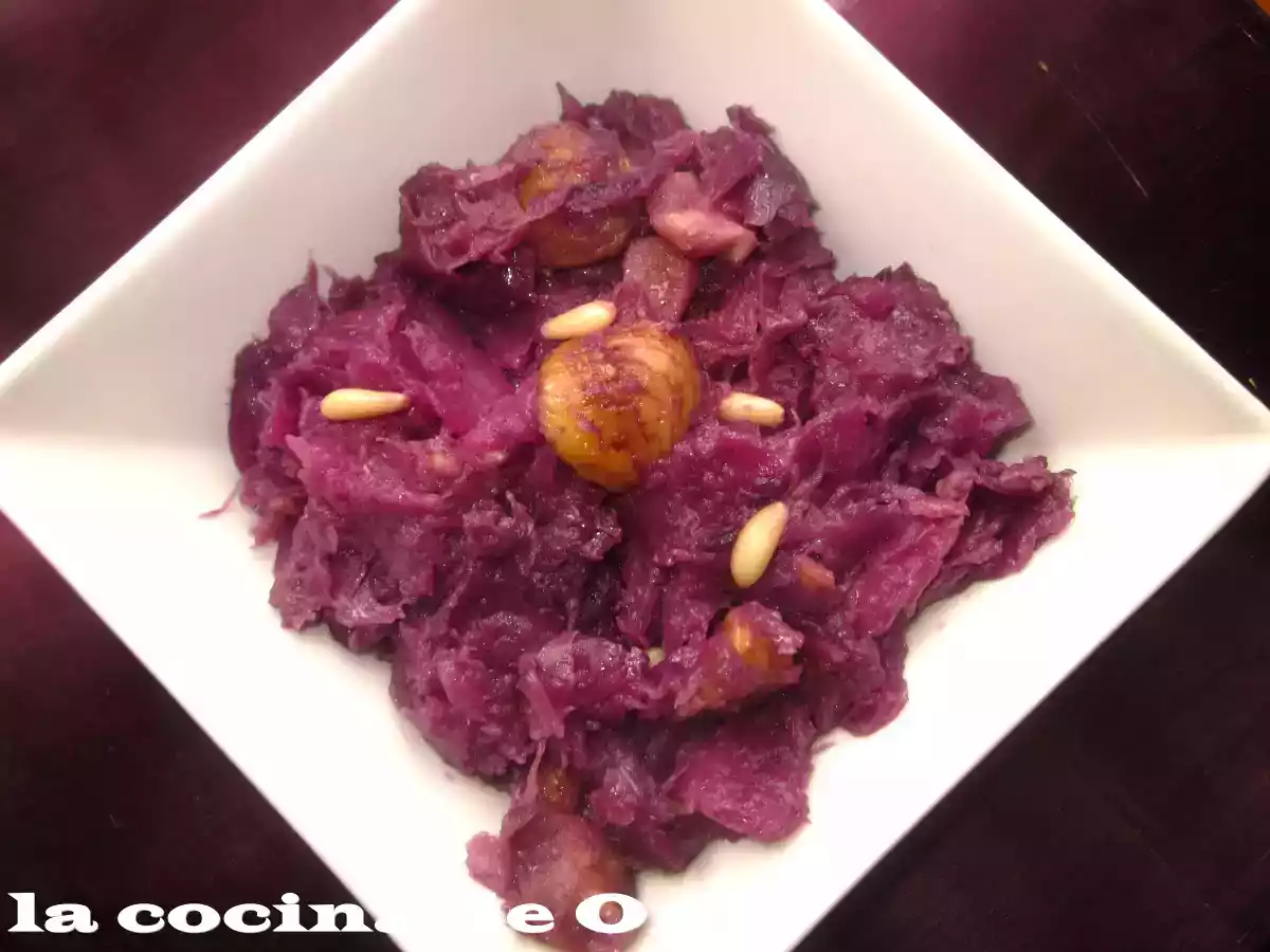 Lombarda con castañas y piñones