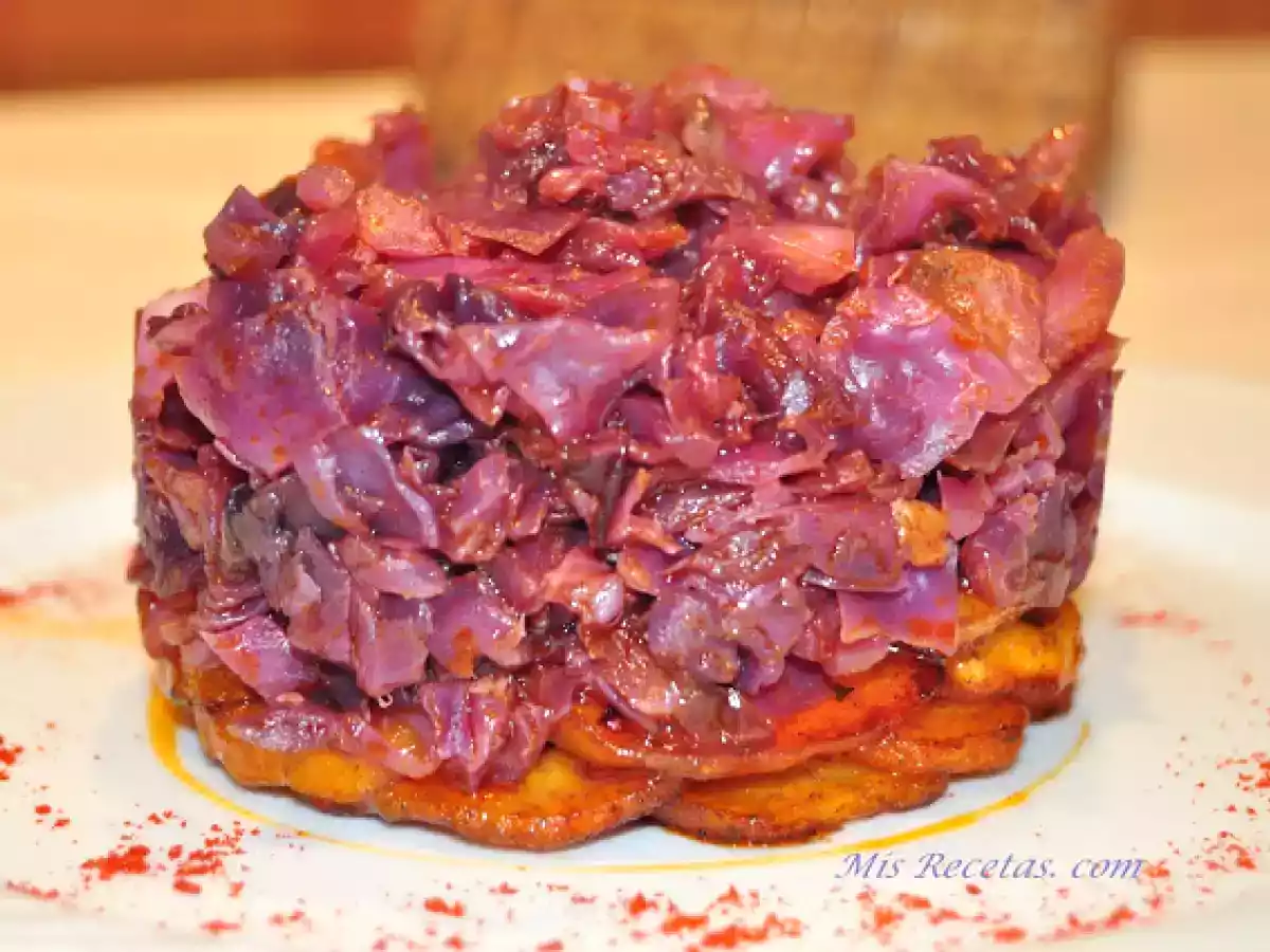 Lombarda con patatas al ajillo