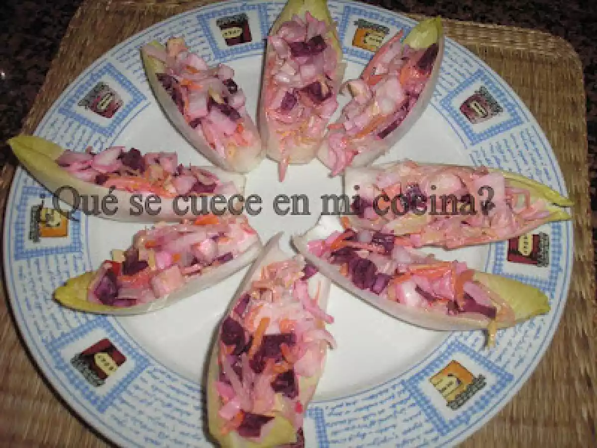 LOMBARDA Y ENDIVIA, AMIGAS CON DERECHO A ROCE. - foto 3