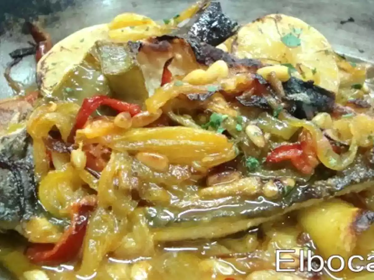 Lomito de dorada asado con piñones