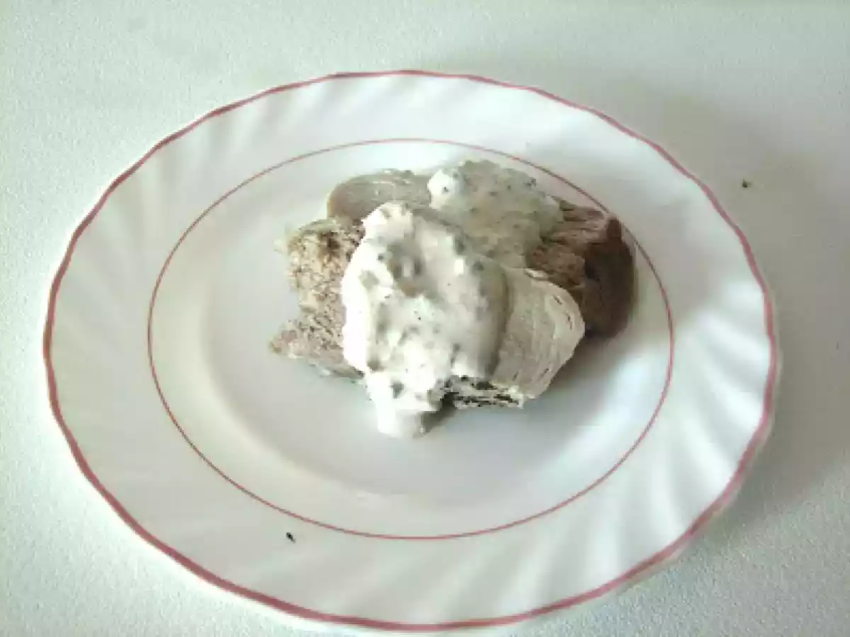 Lomo a la sal con salsa de champiñones