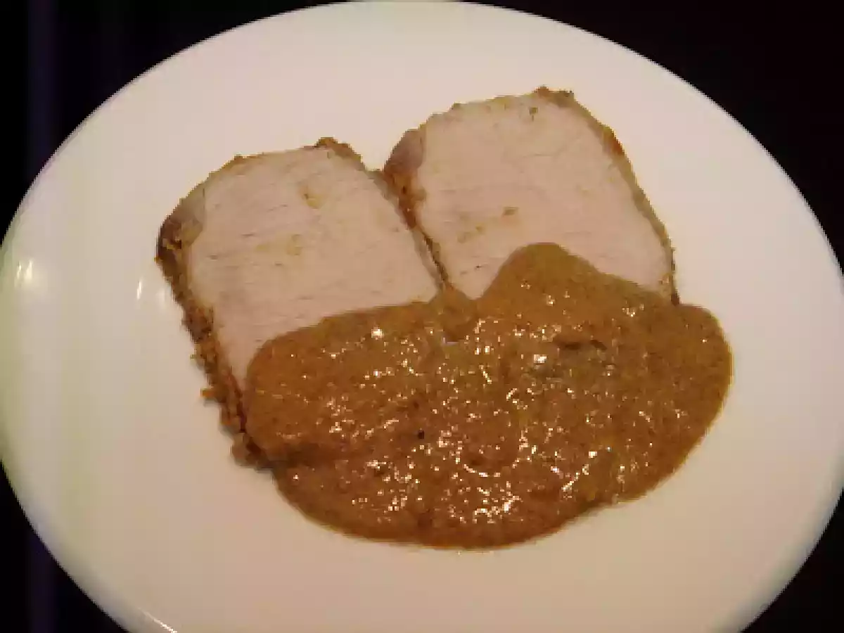 LOMO CON SALSA DE ALMENDRAS