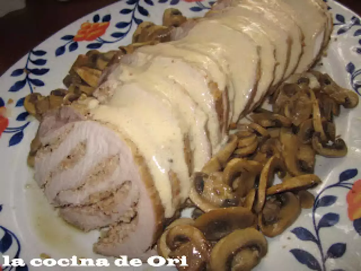 Lomo de cerdo relleno de almendras