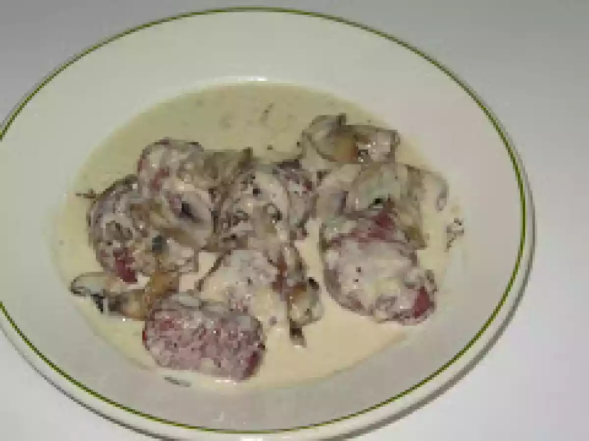 LOMO DE CIERVO CON CHAMPIÑONES Y QUESO MANCHEGO