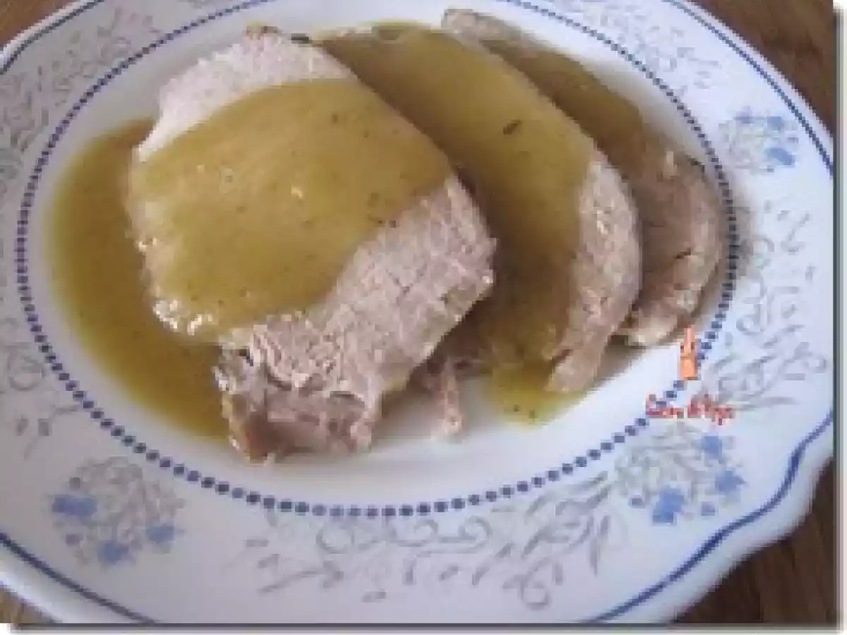 LOMO EN SALSA DE CEBOLLA