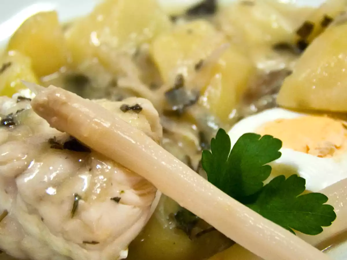 Lomos de rape en salsa verde