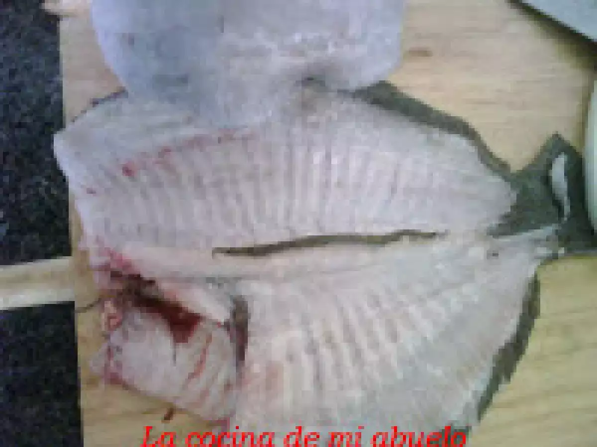 Lomos de rodaballo con patatas a lo pobre - foto 4