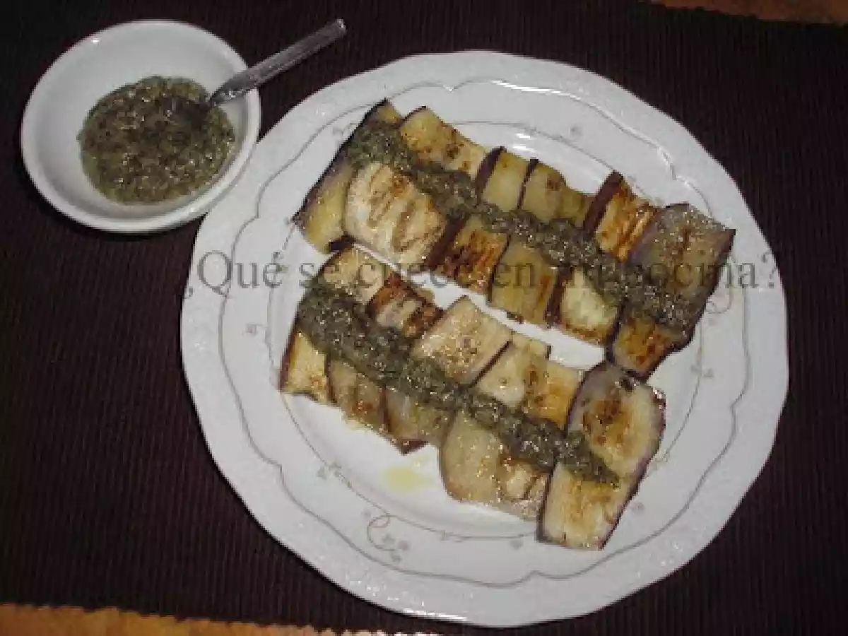 LONCHAS DE CALABACÍN, TOMATE Y BERENJENA A LA PLANCHA