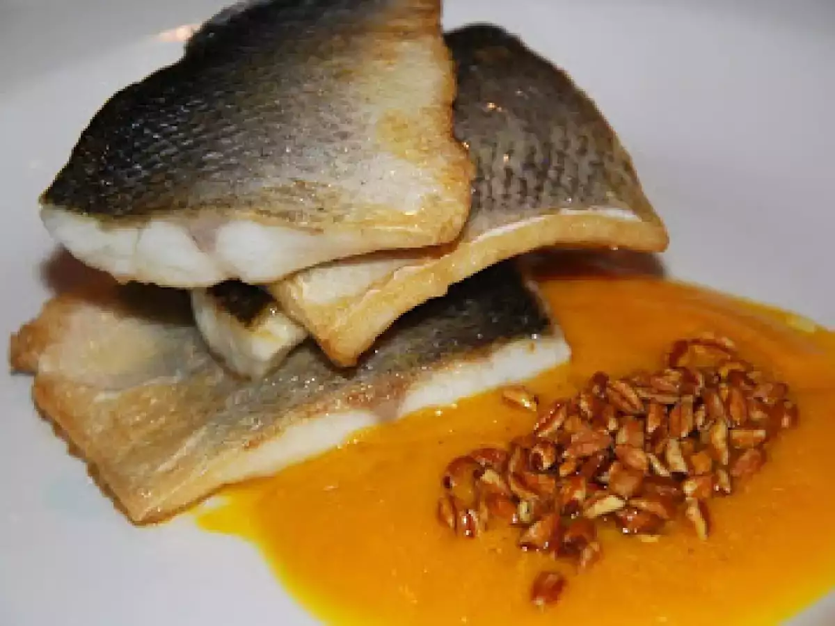 Lubina a la plancha con trigo frito