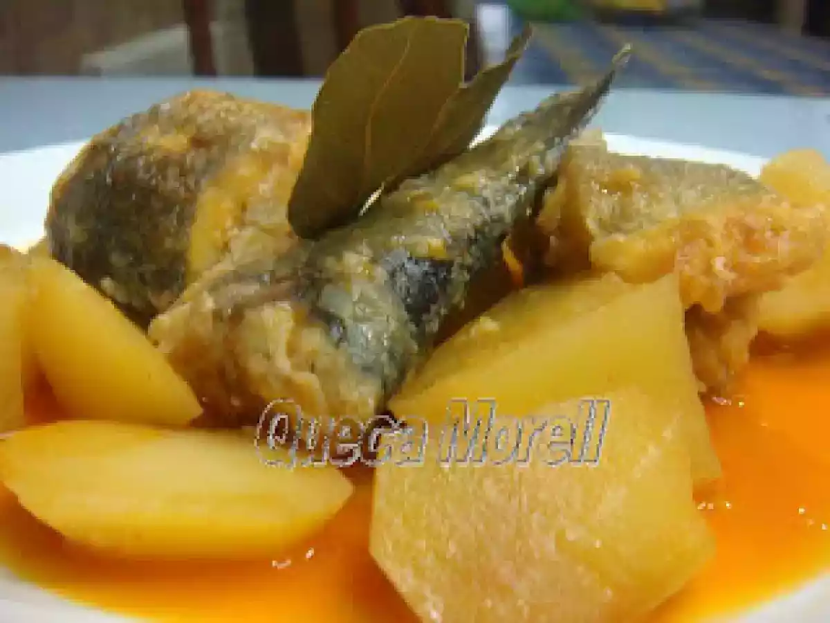 LUBINA CON PAPAS AL PIMENTÓN