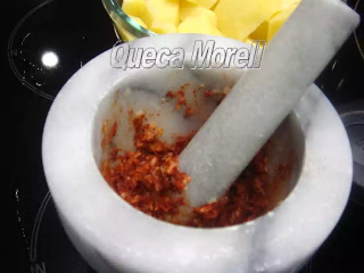 LUBINA CON PAPAS AL PIMENTÓN - foto 12