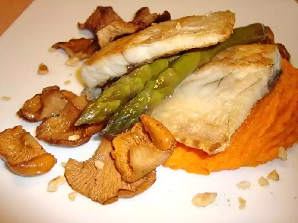 Lubina con puré de zanahorias y setas - foto 7