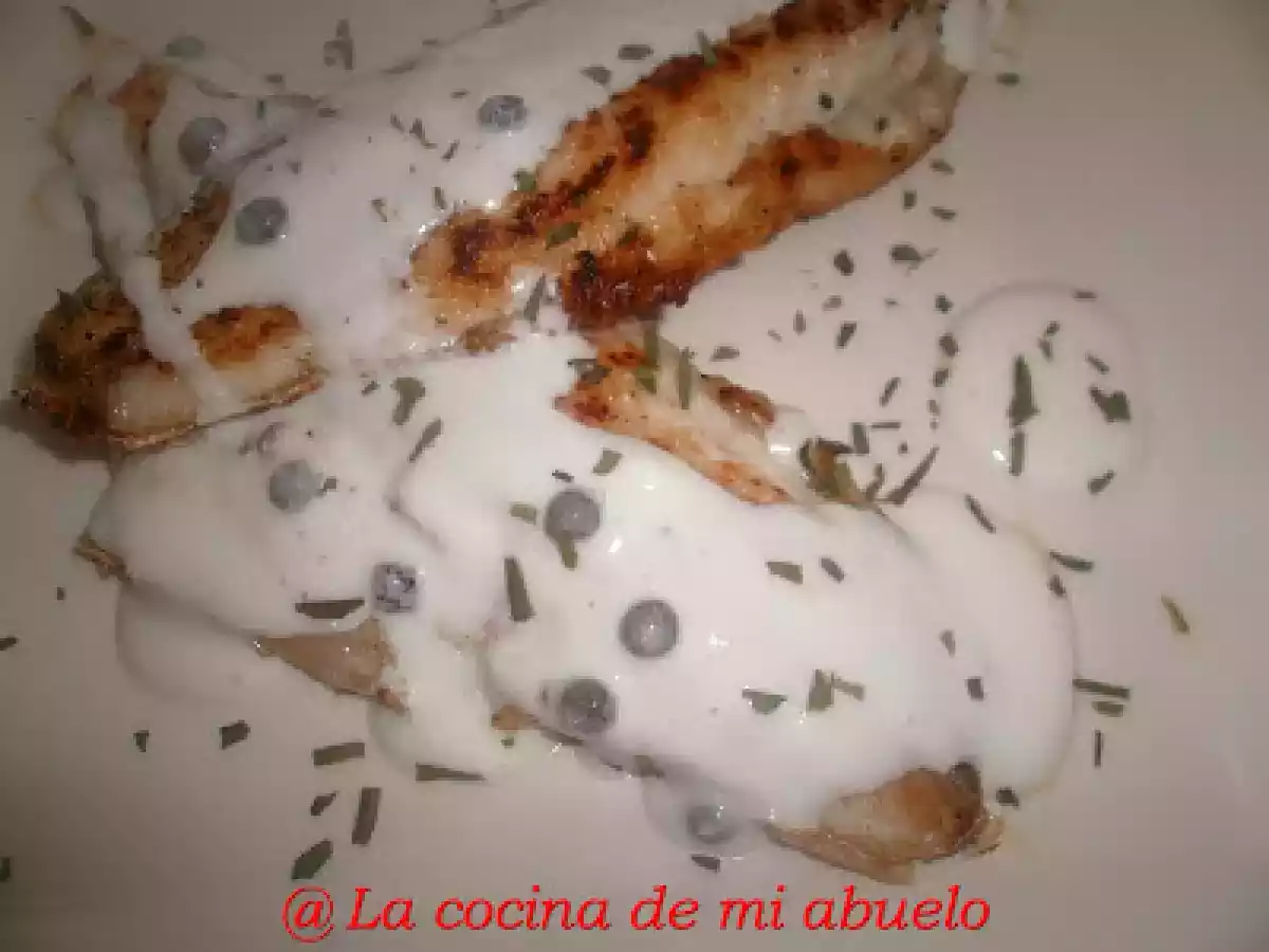 Lubina en salsa de queso y pimienta