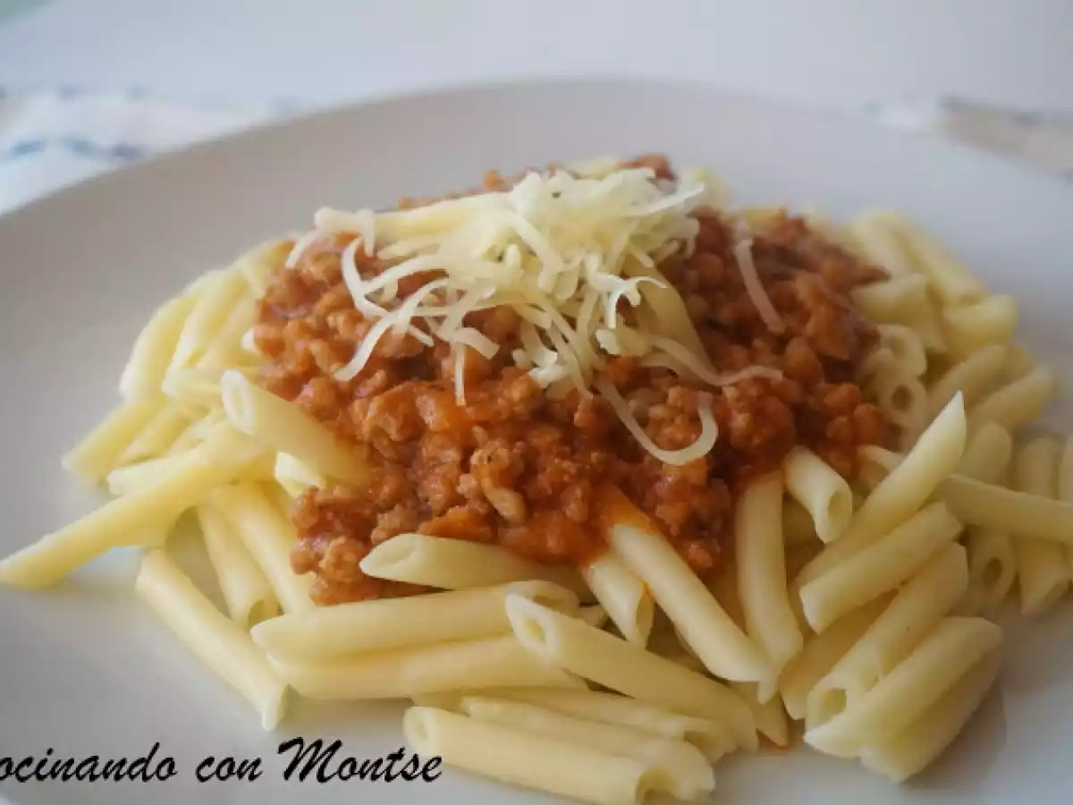 Macarrones a la boloñesa sencillos