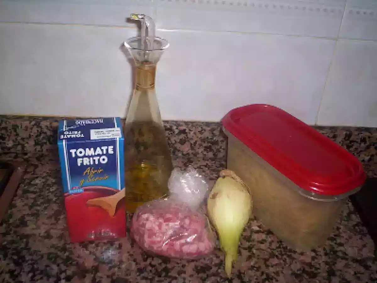 MACARRONES AL HORNO CON CARNE PICADA. - foto 6