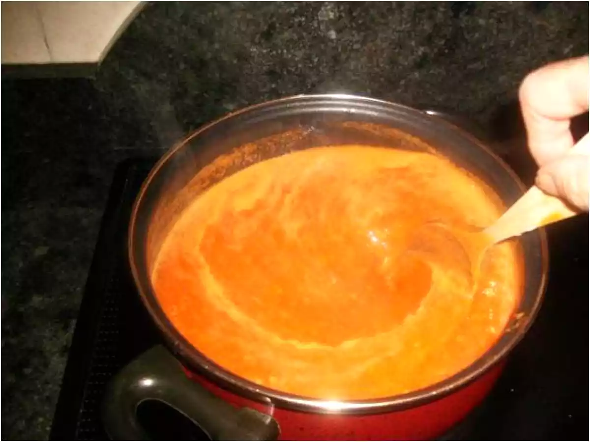 MACARRONES COCIDOS EN TOMATE CON CHORIZO - foto 8