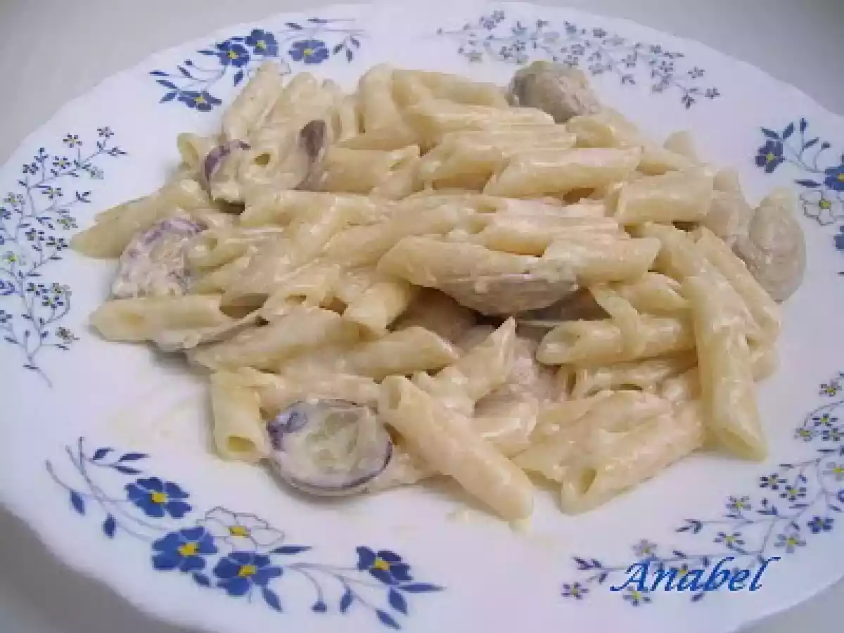 MACARRONES CON ALMEJAS Y NATA