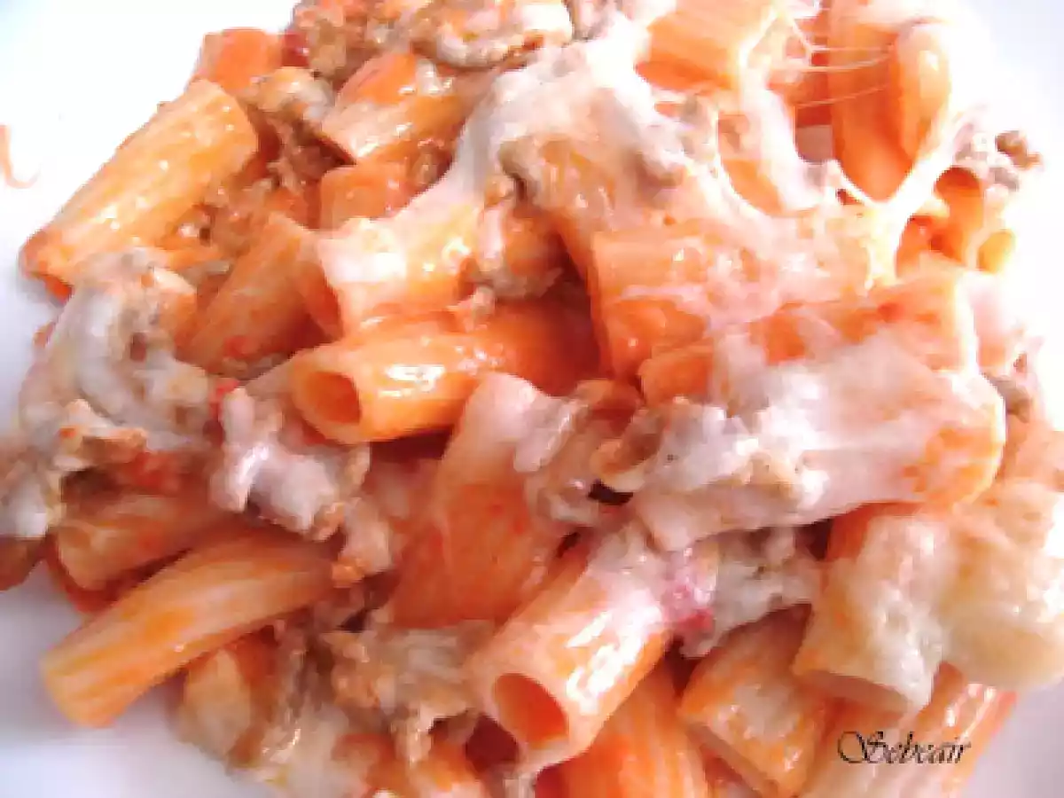 MACARRONES CON CARNE EN SALSA DE PIMIENTOS (thermomix) - foto 2