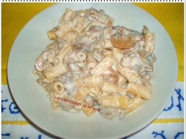 MACARRONES CON CHAMPIÑONES Y QUESITOS - para diabeticos