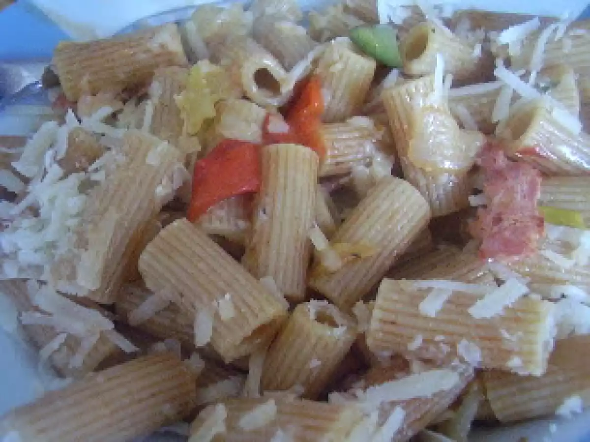 MACARRONES CON SALCHICHÓN Y VERDURAS WW EN FUSSIONCOOK
