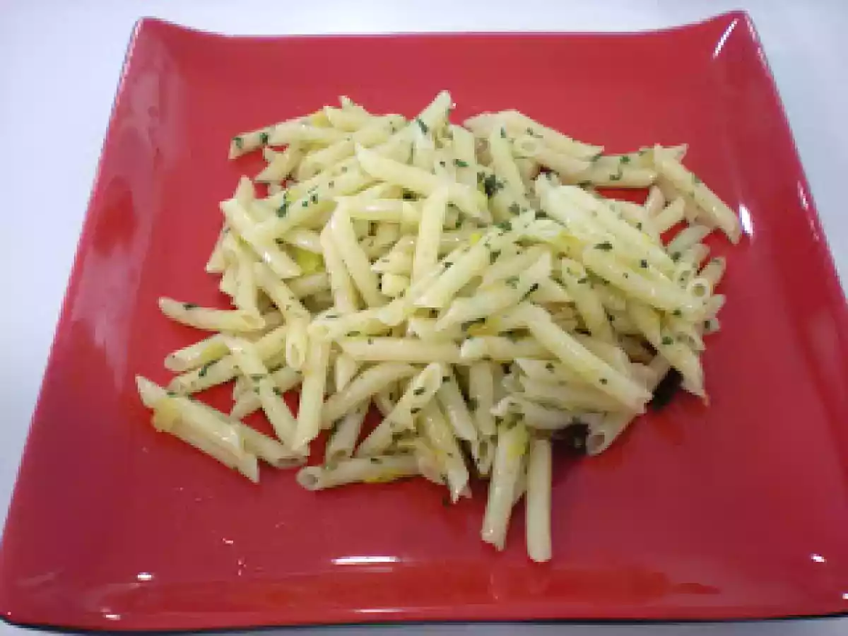 Macarrones finos con ajetes tiernos - foto 6