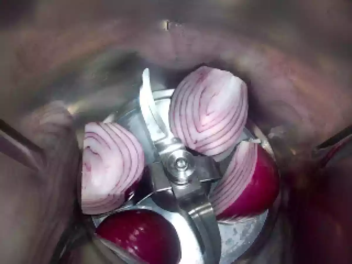 Macarrrones con carne picada y fritada en Thermomix