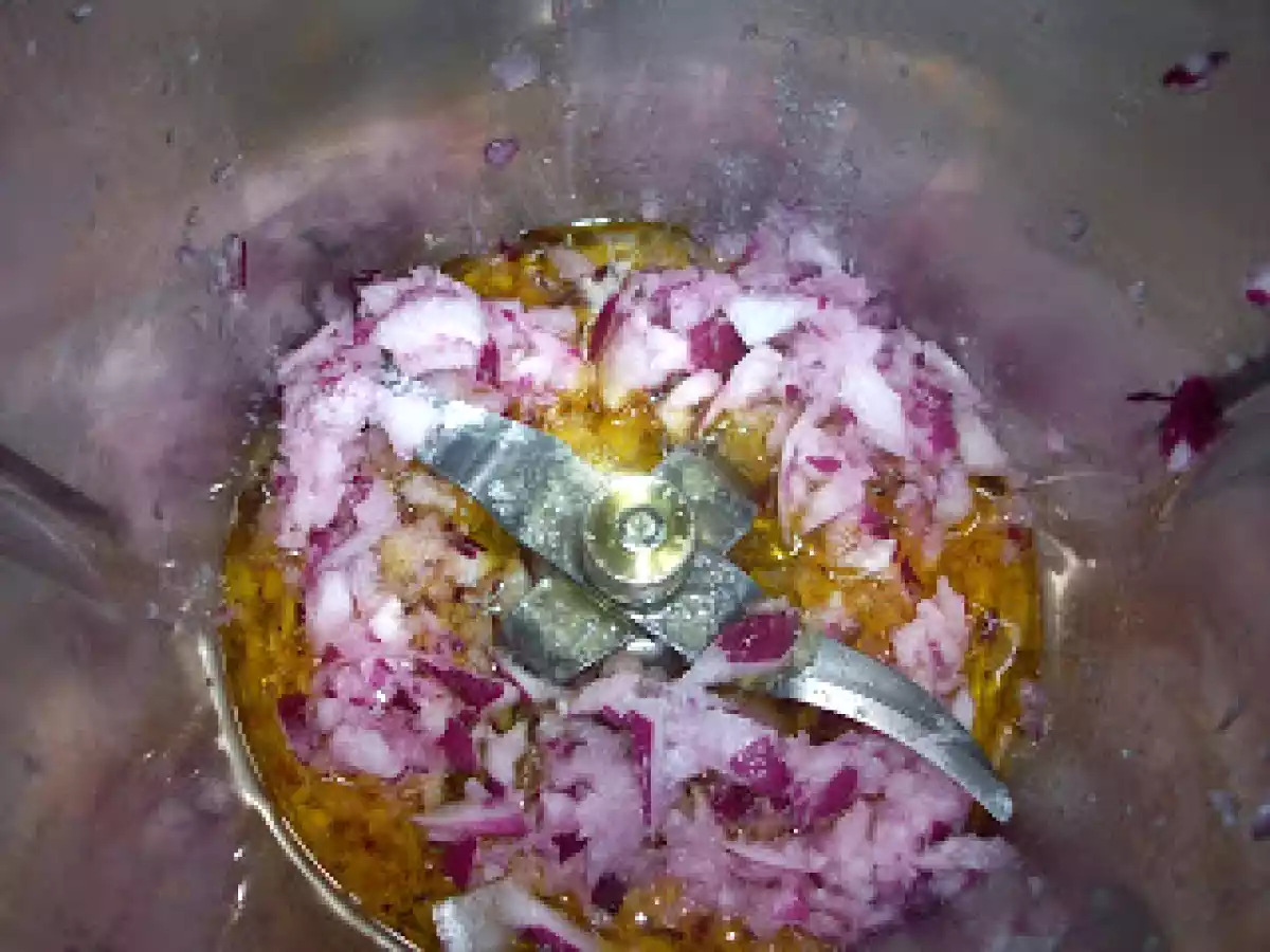 Macarrrones con carne picada y fritada en Thermomix - foto 2