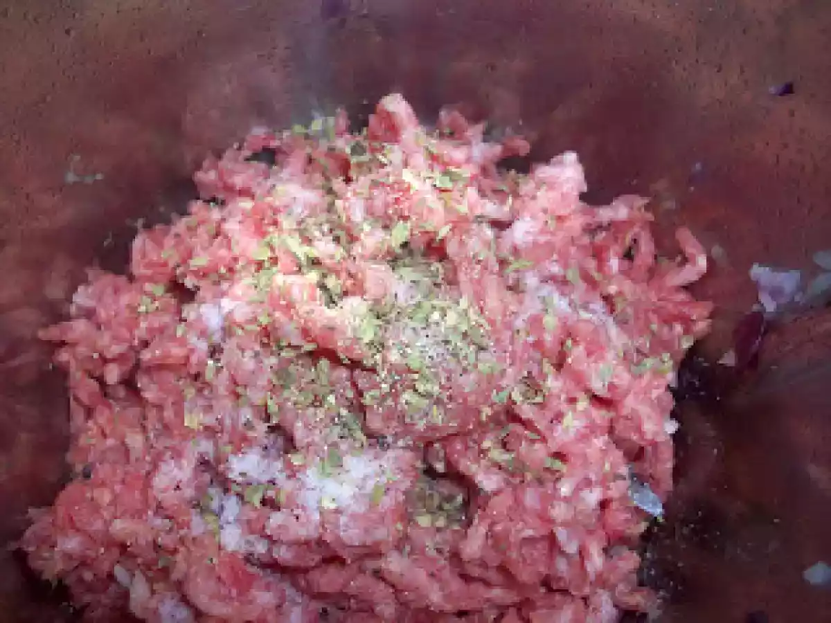 Macarrrones con carne picada y fritada en Thermomix - foto 4