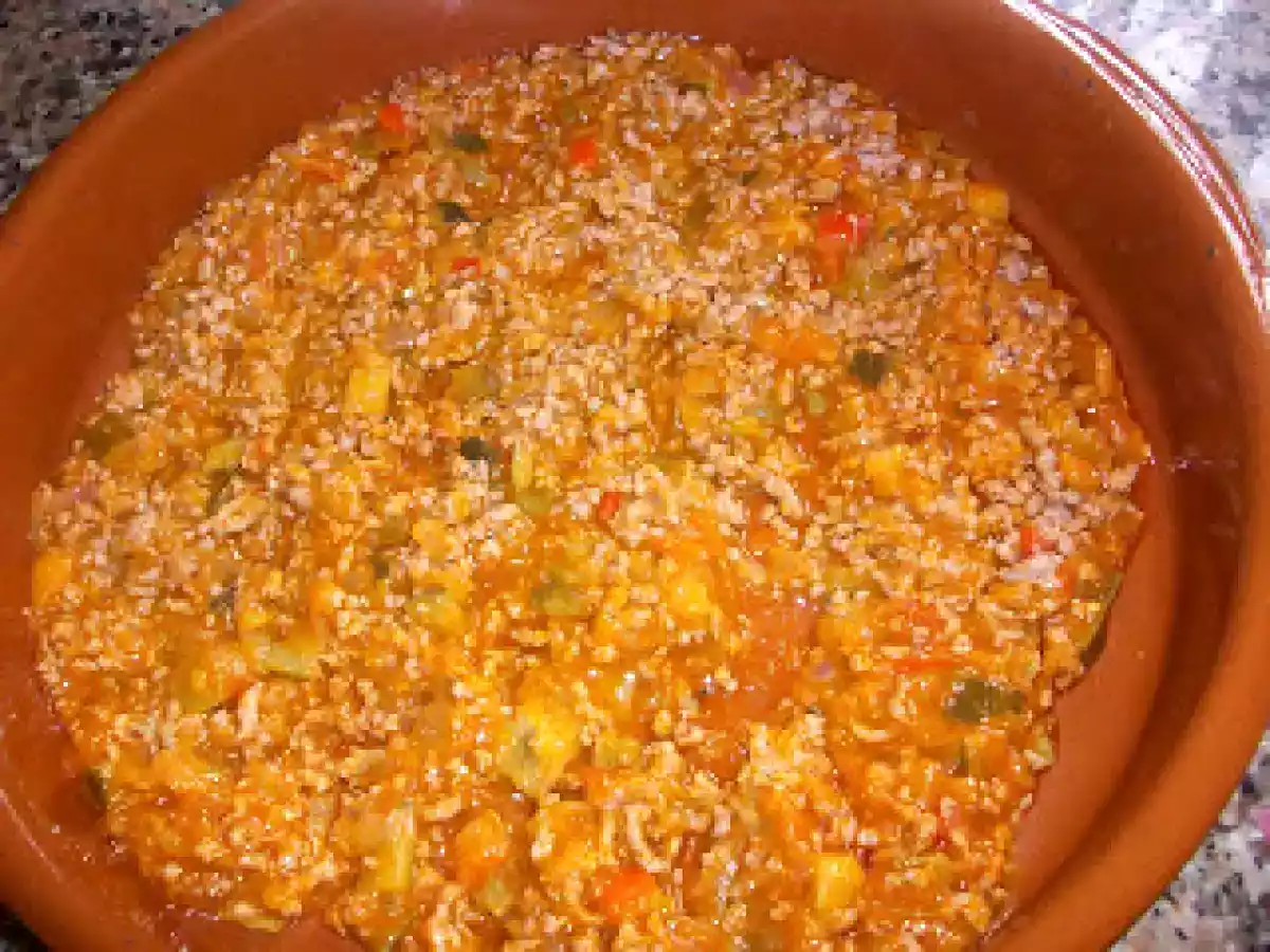 Macarrrones con carne picada y fritada en Thermomix - foto 7