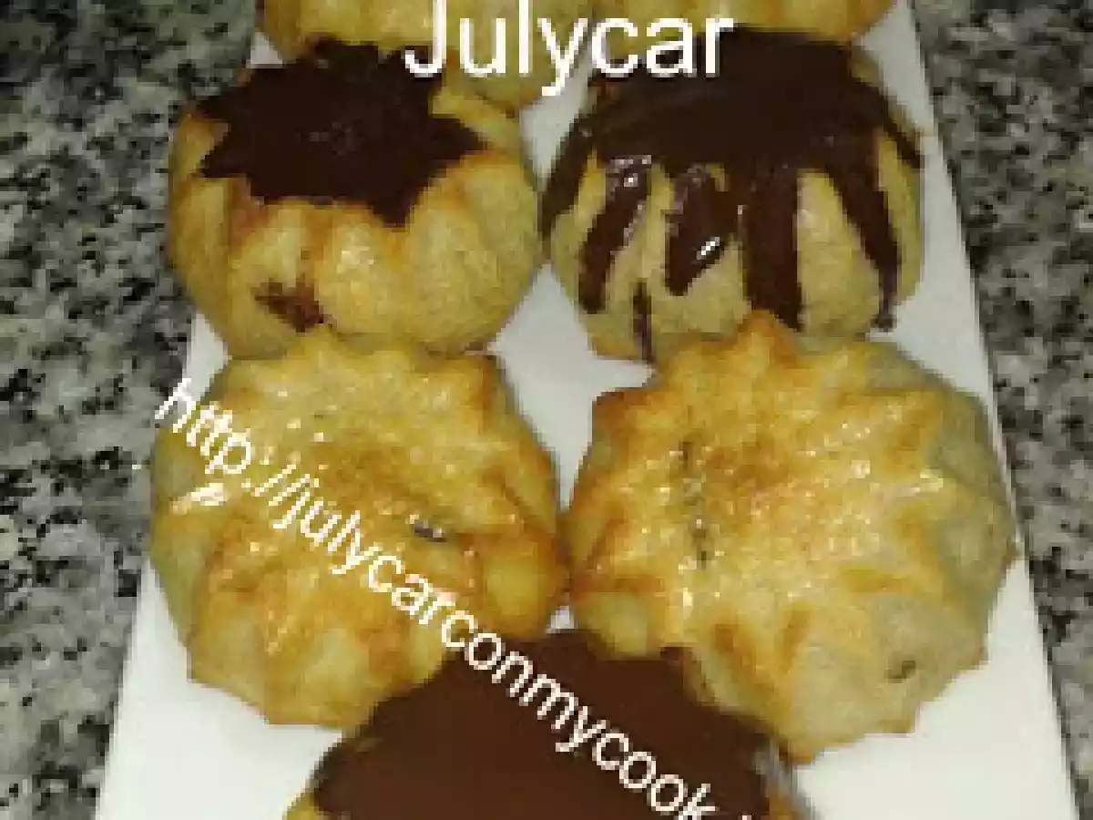 Madalenas de salvado de avena, almendras y chocolate