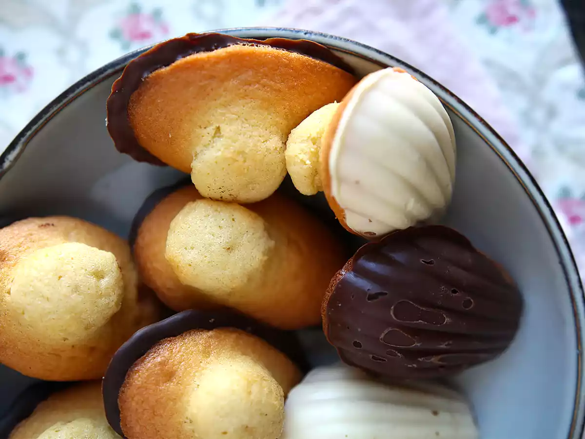 Madeleines con chocolate tricolor - foto 4