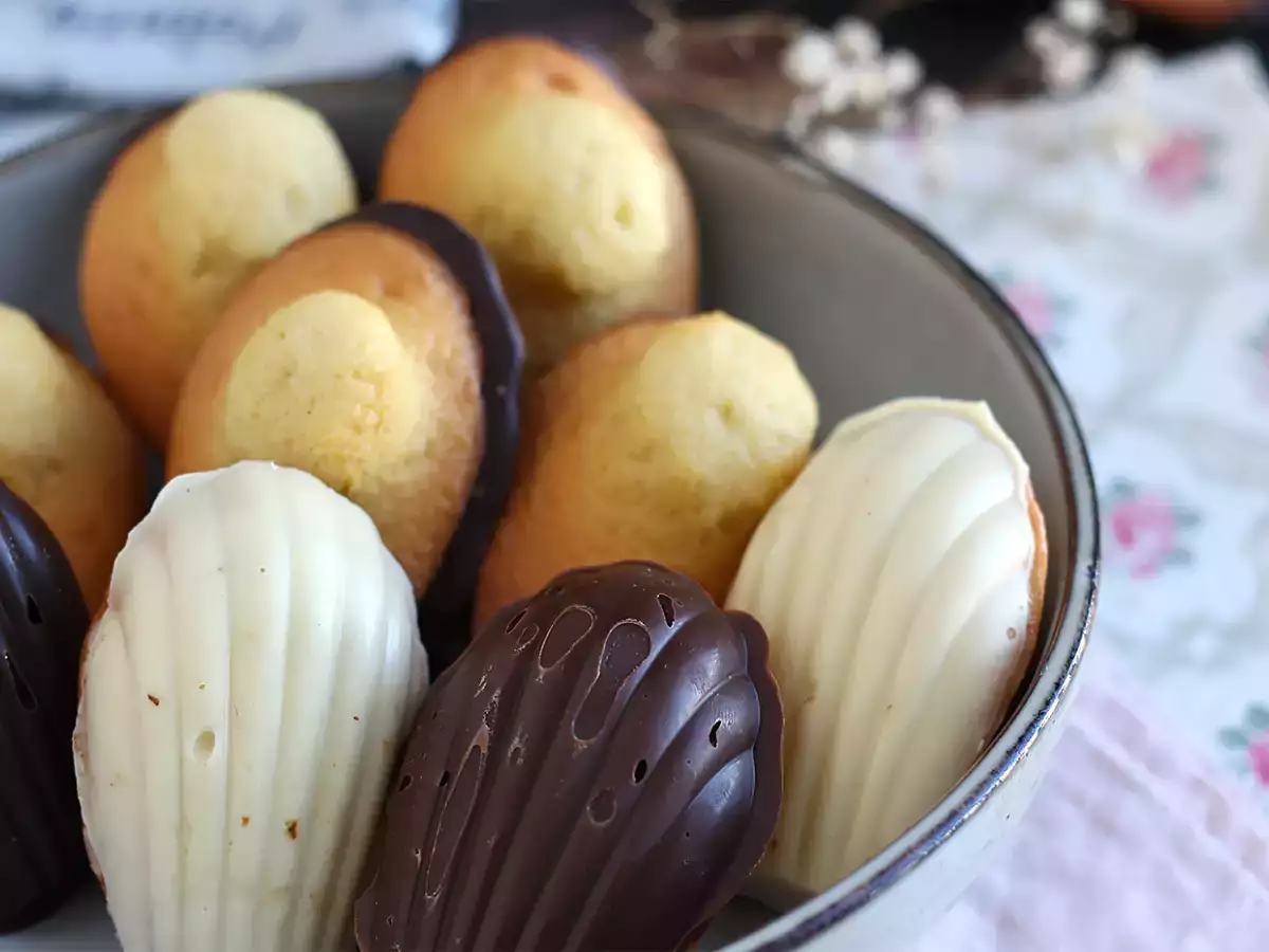 Madeleines con chocolate tricolor - foto 5
