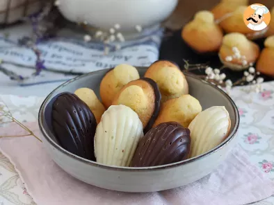 Madeleines con chocolate tricolor