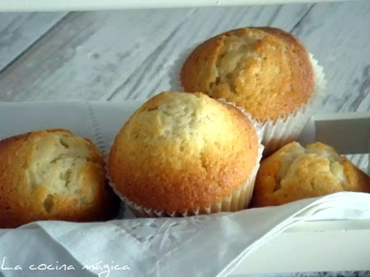 MAGDALENAS CON MERMELADA DE HIGOS